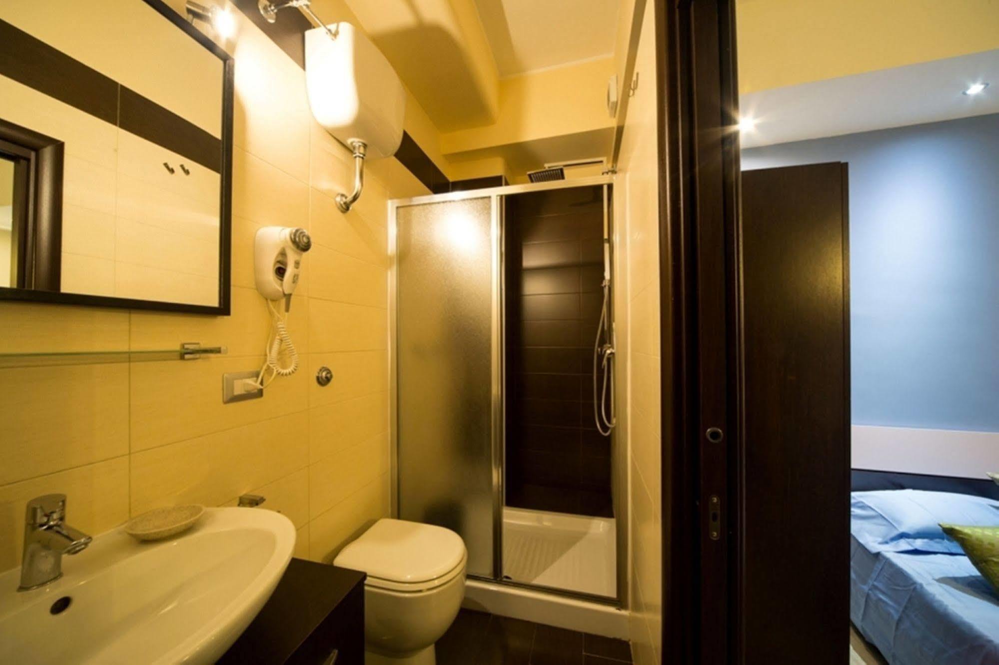 Mikale Rooms Rom Exteriör bild